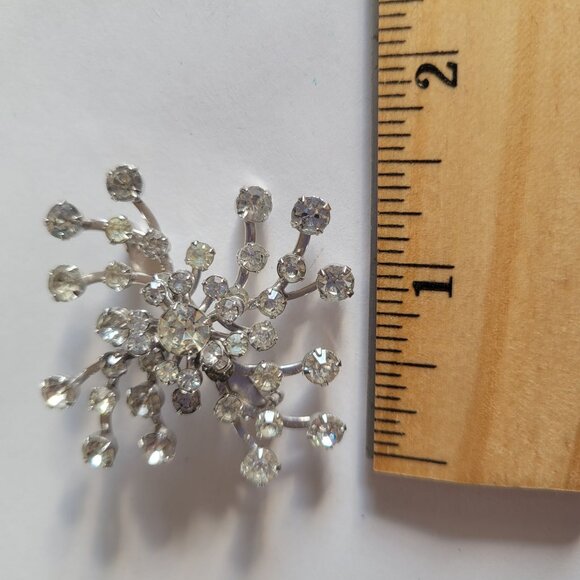 Vintage Silver Starburst Rhinestone Brooch Pin Jewelry Accessory - Picture 3 of 4